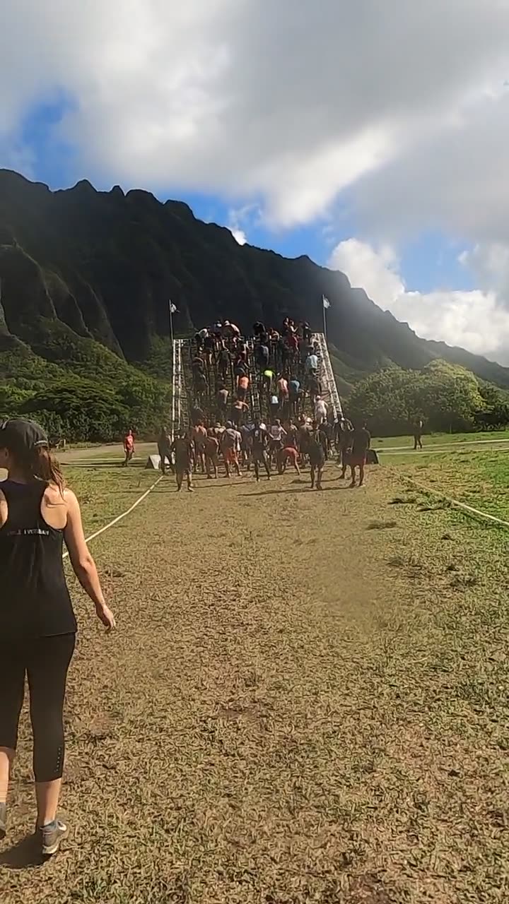 Spartan Race Hawaii 2022 race footage — the A-frame cargo climb