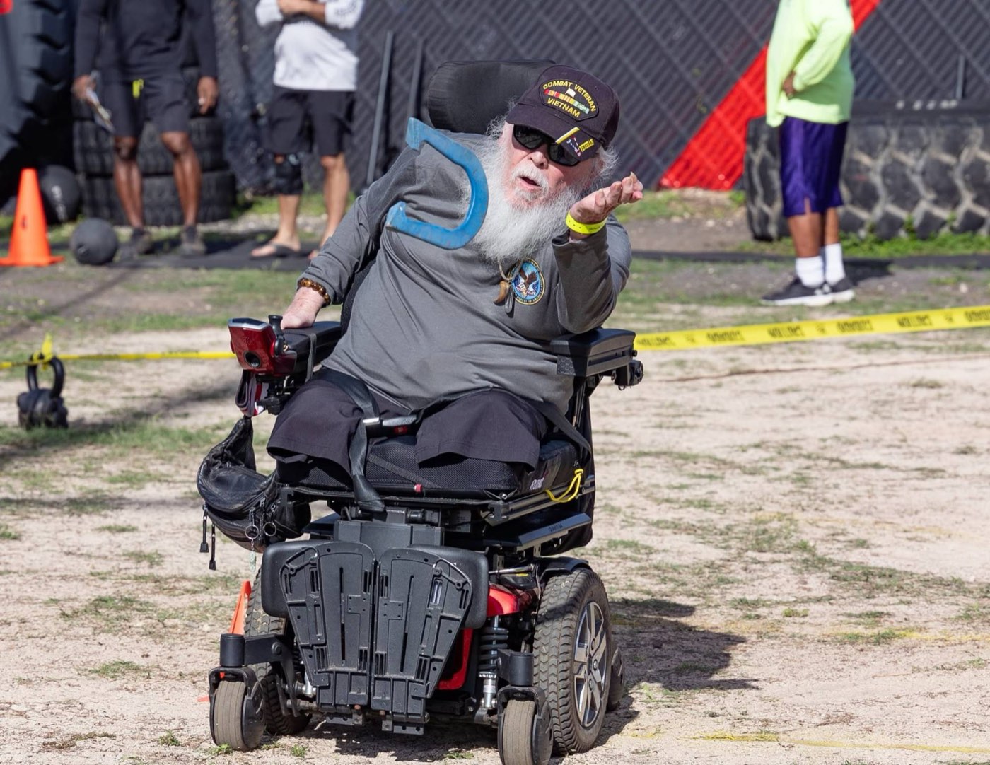 Vietnam combat Veteran throwing horseshoes at the Koa Challenge